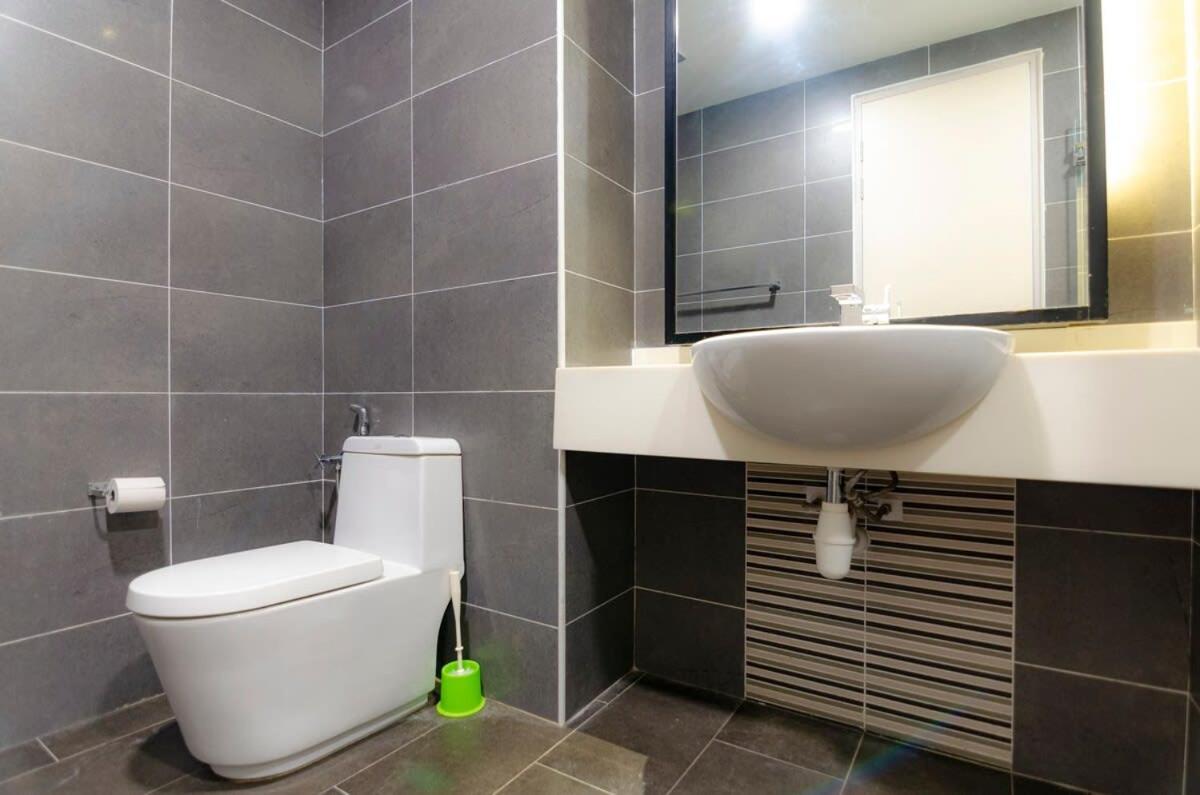 Lux 3Br Suite Puteri Harbour Near Legoland & Hello Kitty Nusajaya  Luaran gambar